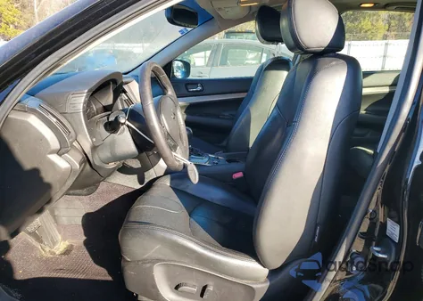 2015 Infiniti Q40 z USA, uszkodzony, nr VIN JN1CV6AR4FM650937